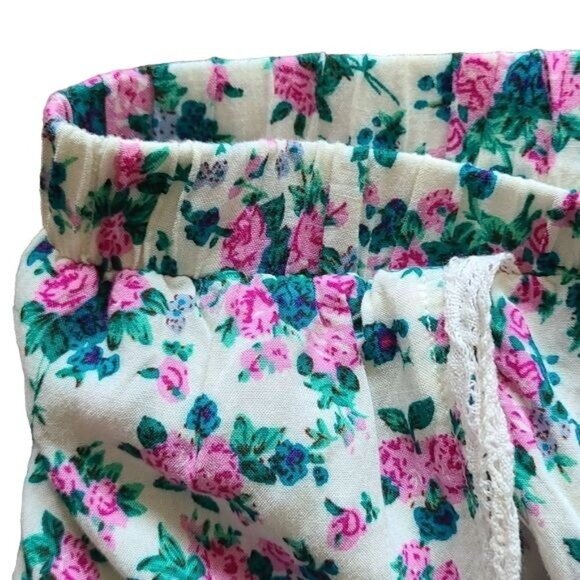 CRUSH by ABC Family Flower Lace Shorts - Picture 3 of 6